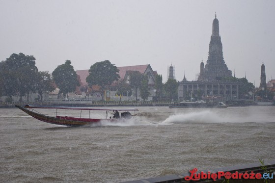 2013-11-25 Bangkok 250_900px_lp