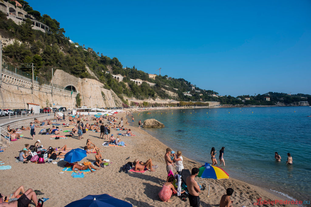 Plaża w Villefranche-sur-Mer obok Nicei
