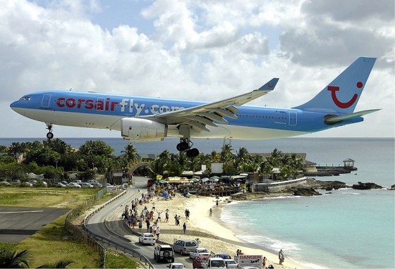 Corsair_Airbus_A330_at_SXM_Bidini