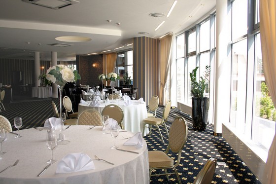 best-western-plus-business-faltom-hotel-restauracja