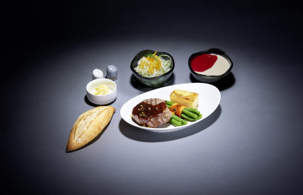 Menu "a la carte" w Klasie Ekonomicznej w Lufthansie