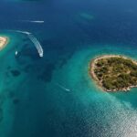 Więcej niż rejs. Dlaczego Polacy wracają na żagle do Chorwacji?