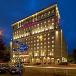 Mercure Warszawa Grand – pracownik recepcji